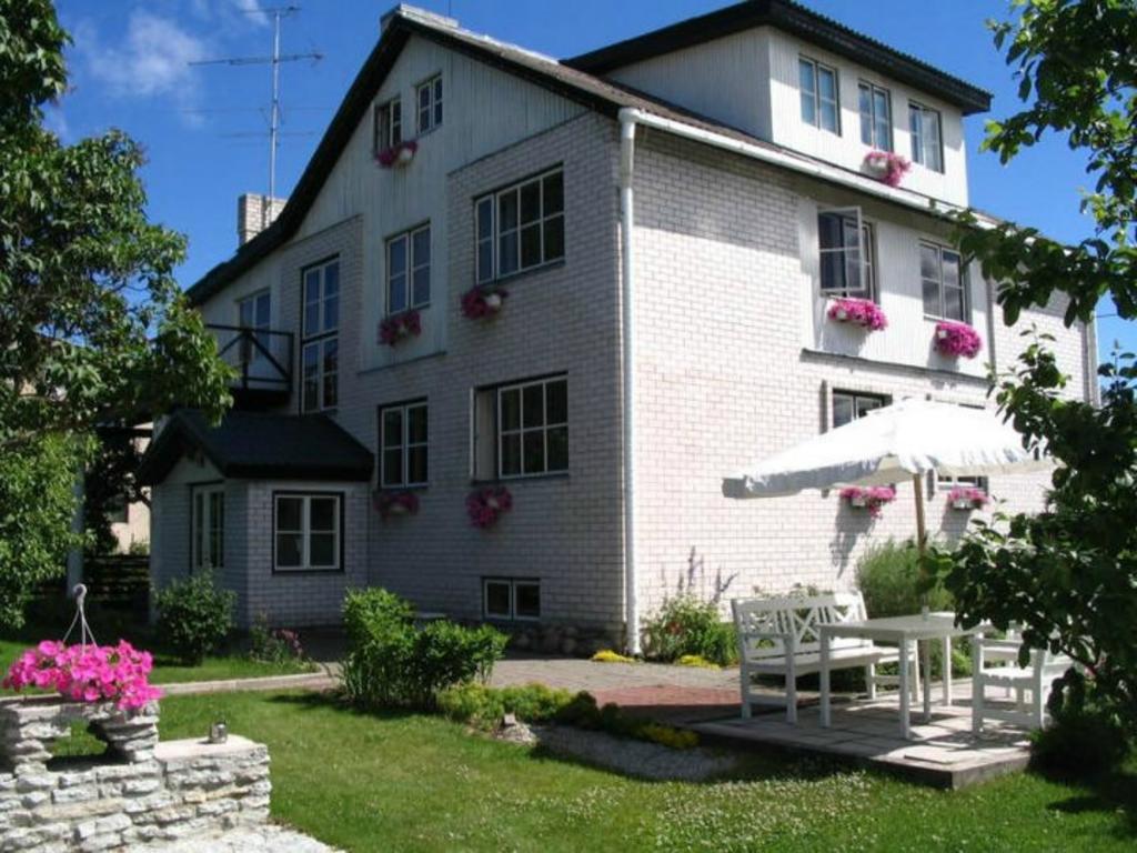 White Villa Tallin Exterior foto